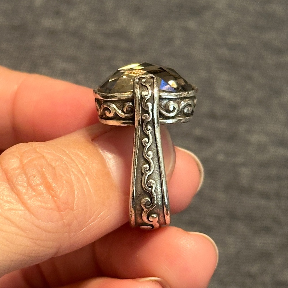 Brighton Square Smoky Quartz Gem Silver Cocktail Ring w Decorative Design, Sz 7 - Picture 8 of 10